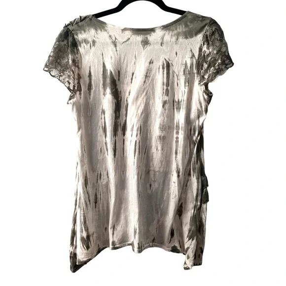 RXB | WHITE & SAGE TIE DYE RUFFLED LACE TUNIC TOP - Picture 2 of 8